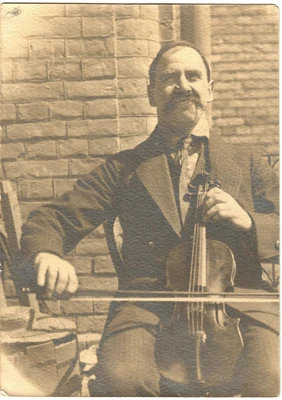 Сац И.А.